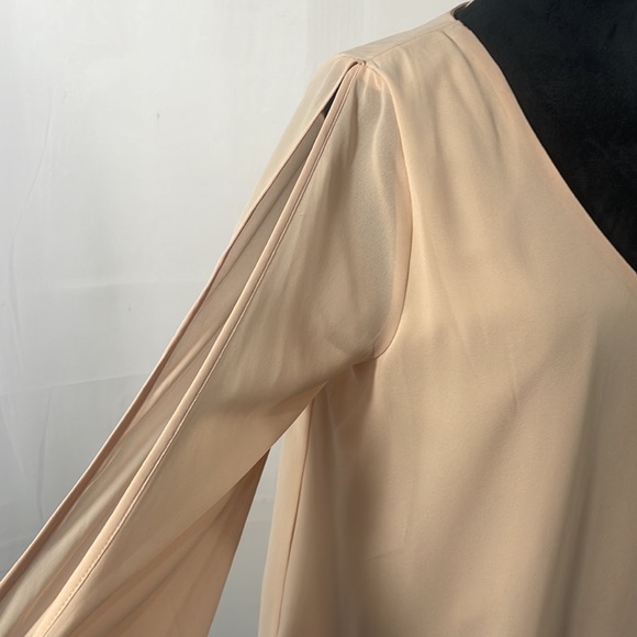 Lulus Shifting Dears  blush pink Long sleeve dress,V Neck, size Large - Picture 5 of 12